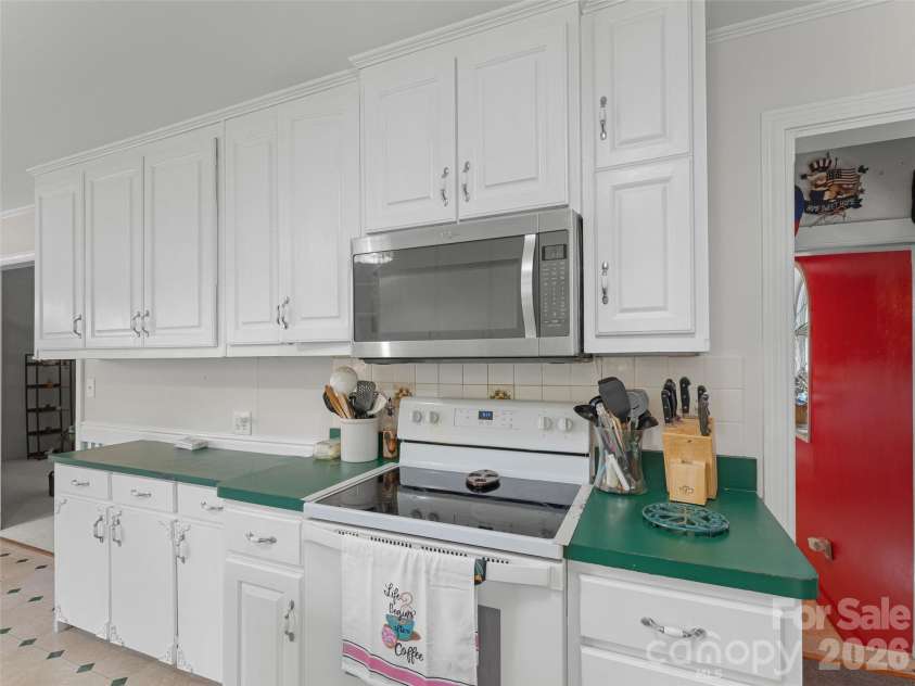 4 Forge Drive, Mills River, NC 28759.  MLS# CAR4373481, YatesRealty ID 19743. 