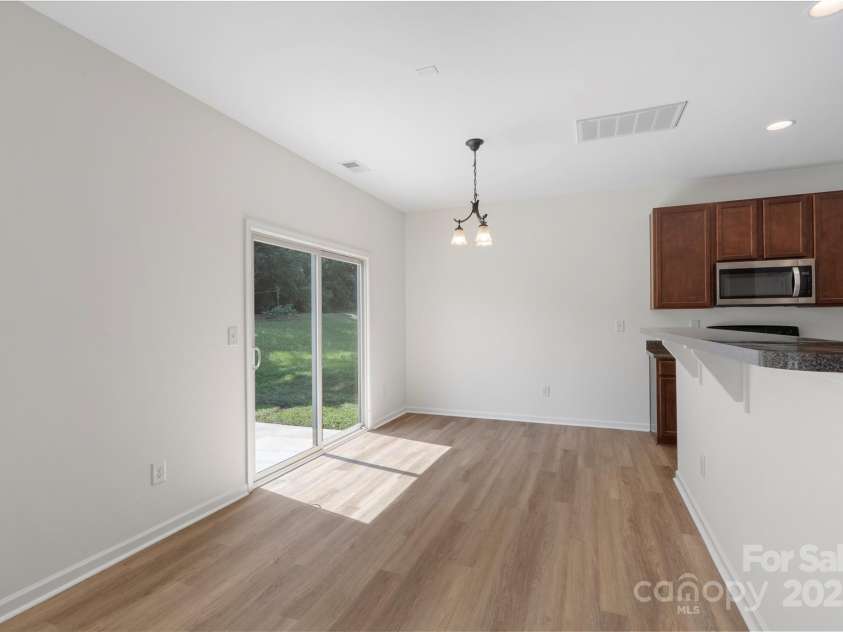 858 Rook Road, Charlotte, NC 28216.  MLS# CAR4269676, YatesRealty ID 19743. 