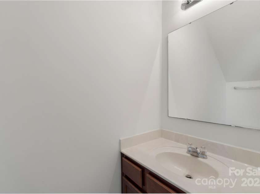 858 Rook Road, Charlotte, NC 28216.  MLS# CAR4269676, YatesRealty ID 19743. 