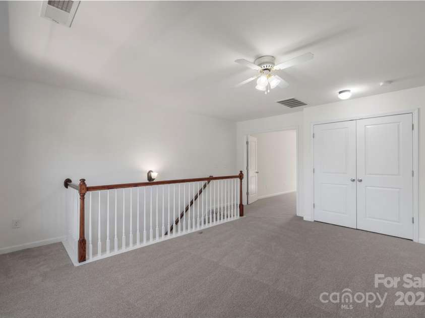 858 Rook Road, Charlotte, NC 28216.  MLS# CAR4269676, YatesRealty ID 19743. 