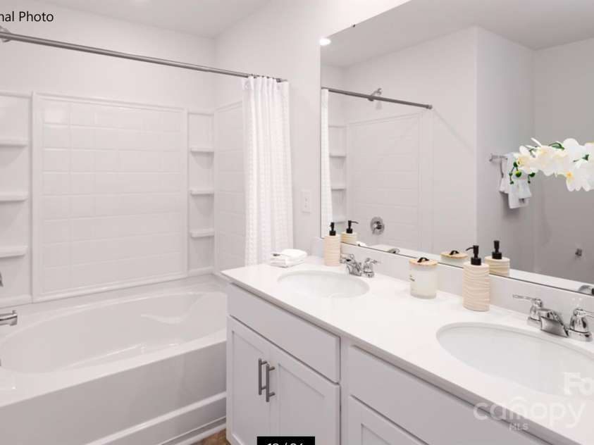 223 Parker Claire Lane, Kings Mountain, NC 28086.  MLS# CAR4270508, YatesRealty ID 19744. 