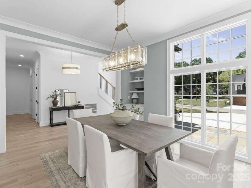 2921 Windsor Avenue, Charlotte, NC 28209.  MLS# CAR4268835, YatesRealty ID 19745. Dining Room