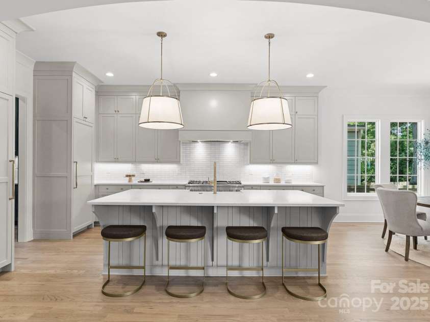 2921 Windsor Avenue, Charlotte, NC 28209.  MLS# CAR4268835, YatesRealty ID 19745. Kitchen