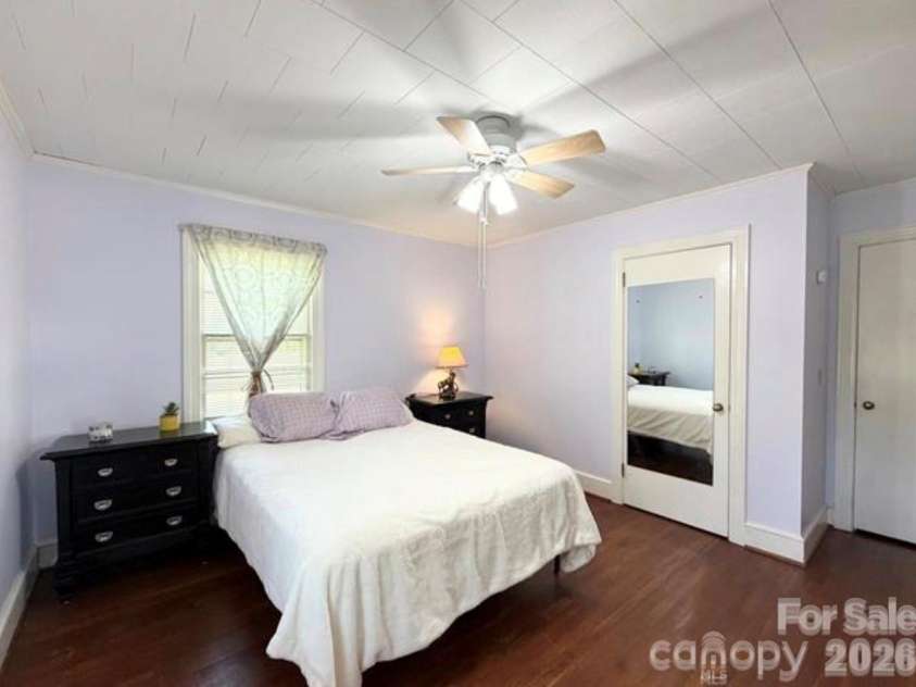 3162 Morganton Boulevard, Lenoir, NC 28645.  MLS# CAR4423973, YatesRealty ID 19745. 