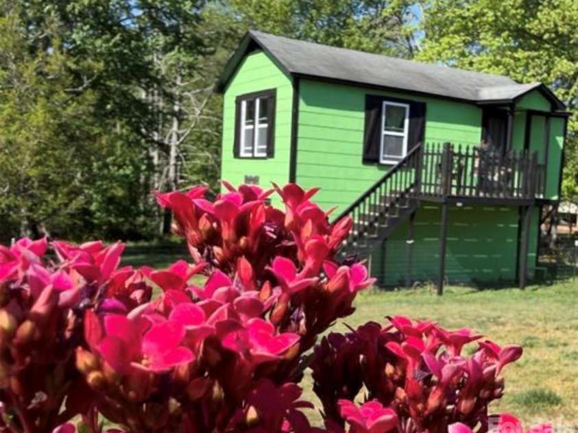 3162 Morganton Boulevard, Lenoir, NC 28645.  MLS# CAR4423973, YatesRealty ID 19745. 