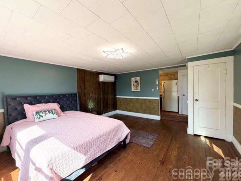 3162 Morganton Boulevard, Lenoir, NC 28645.  MLS# CAR4423973, YatesRealty ID 19745. 