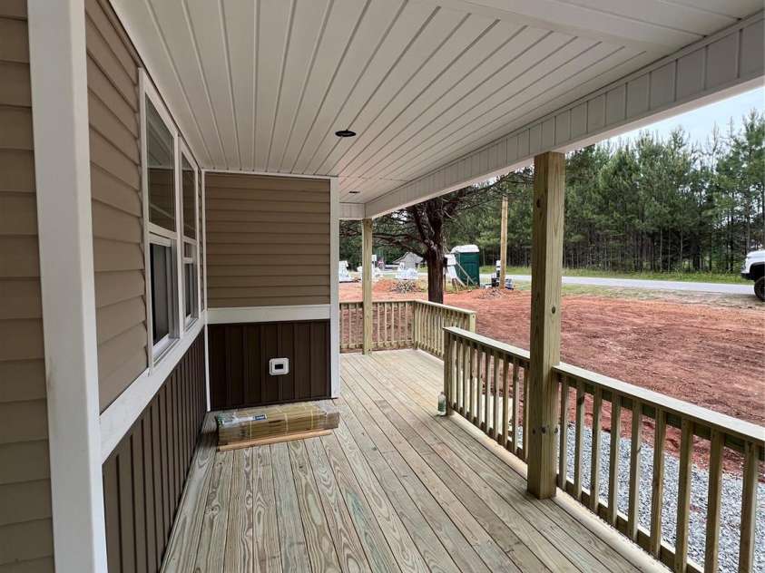 1987 Robert Rufty Lane, Catawba, NC 28609.  MLS# CAR4260983, YatesRealty ID 19746. Porch