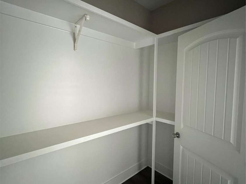 1987 Robert Rufty Lane, Catawba, NC 28609.  MLS# CAR4260983, YatesRealty ID 19746. Primary Closet