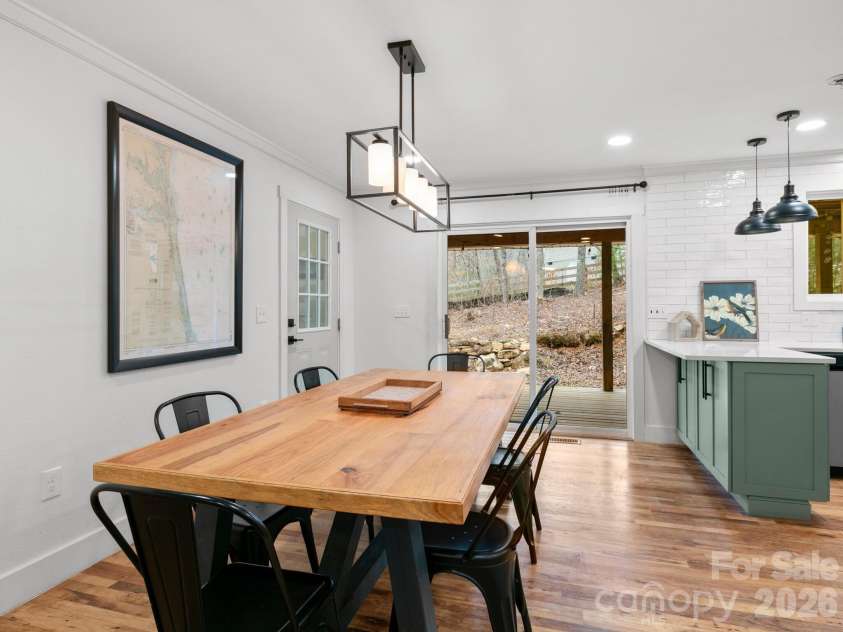 10 Bear Trail, Fairview, NC 28730.  MLS# CAR4232914, YatesRealty ID 19748. 