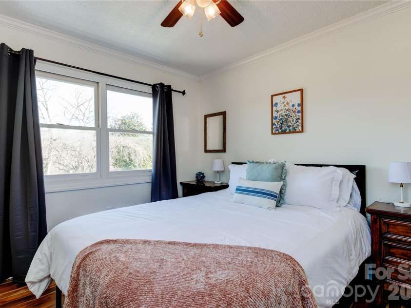 208 Altamahaw Avenue, Black Mountain, NC 28711.  MLS# CAR4375940, YatesRealty ID 19749. Mountain Views
