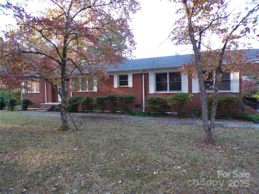 506 Hearne Farm Road, Mount Gilead, NC 27306.  MLS# CAR4319438, YatesRealty ID 1975. 