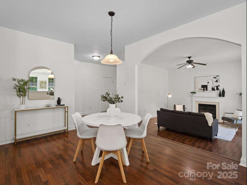 10032 Montrose Drive, Charlotte, NC 28269.  MLS# CAR4225271, YatesRealty ID 19752. 