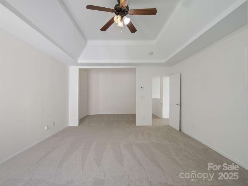 10032 Montrose Drive, Charlotte, NC 28269.  MLS# CAR4225271, YatesRealty ID 19752. 