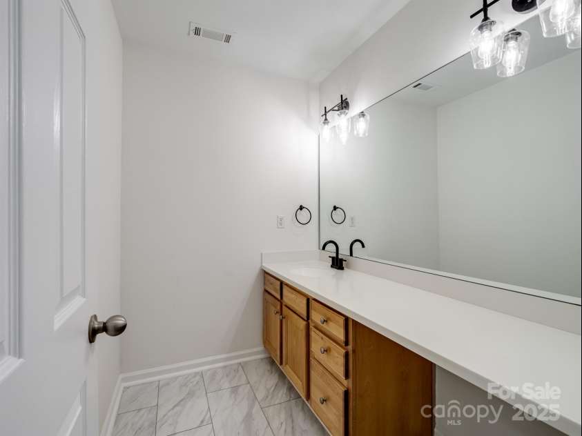 10032 Montrose Drive, Charlotte, NC 28269.  MLS# CAR4225271, YatesRealty ID 19752. 