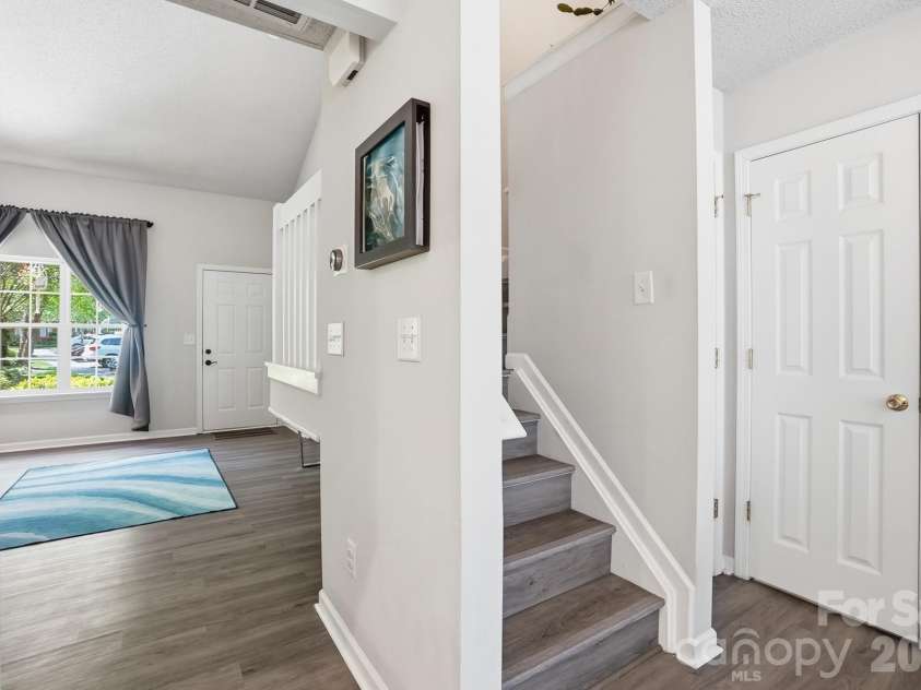 8170 Rudolph Road, Charlotte, NC 28216.  MLS# CAR4373244, YatesRealty ID 19752. 
