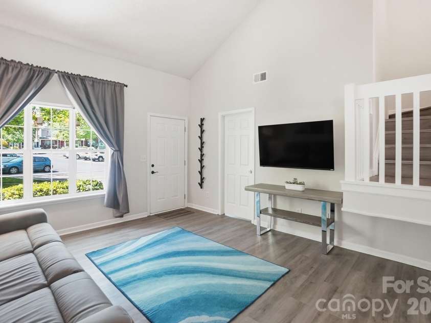 8170 Rudolph Road, Charlotte, NC 28216.  MLS# CAR4373244, YatesRealty ID 19752. This home is move-in ready!