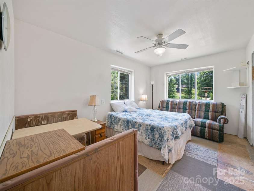 1029 Jacks Creek Road, Burnsville, NC 28714.  MLS# CAR4269578, YatesRealty ID 19753. 