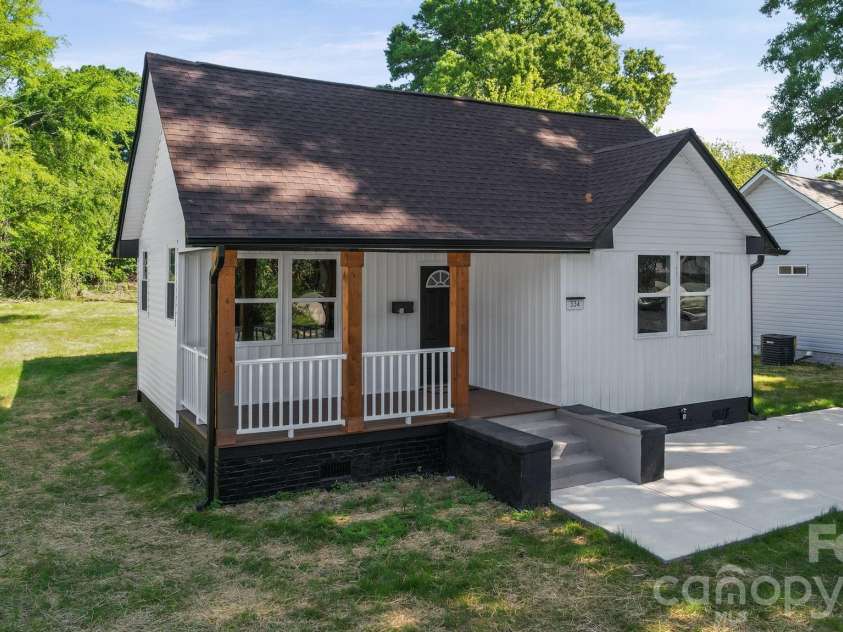 334 Whitner Street, Rock Hill, SC 29730.  MLS# CAR4370902, YatesRealty ID 19753. 