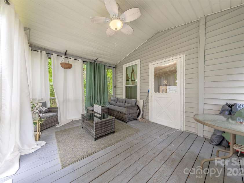 119 Foote Street, Chester, SC 29706.  MLS# CAR4269602, YatesRealty ID 19754. 