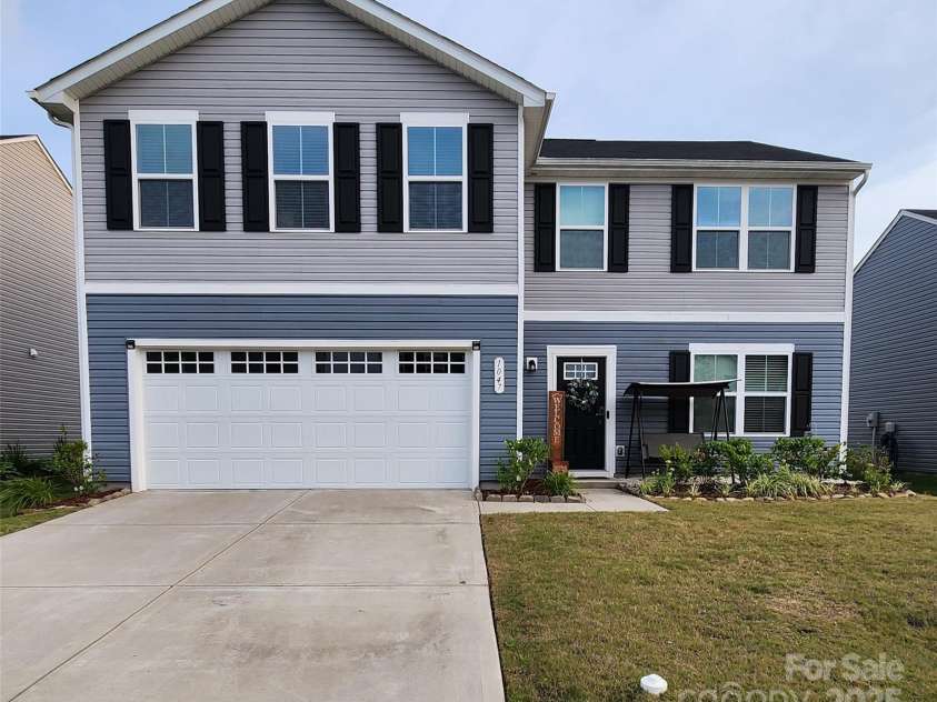 1047 Campbell Chase Lane, Concord, NC 28025.  MLS# CAR4271301, YatesRealty ID 19755. 