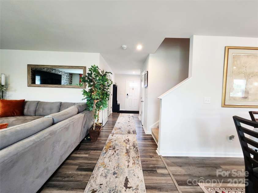1047 Campbell Chase Lane, Concord, NC 28025.  MLS# CAR4271301, YatesRealty ID 19755. 