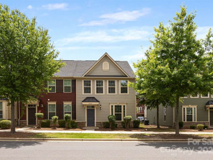 3039 Potomac River Parkway, Charlotte, NC 28217.  MLS# CAR4260846, YatesRealty ID 19756. 