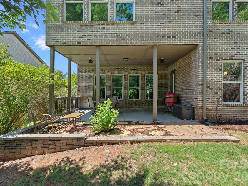 897 Tyne Drive, Fort Mill, SC 29715.  MLS# CAR4374930, YatesRealty ID 19758. 