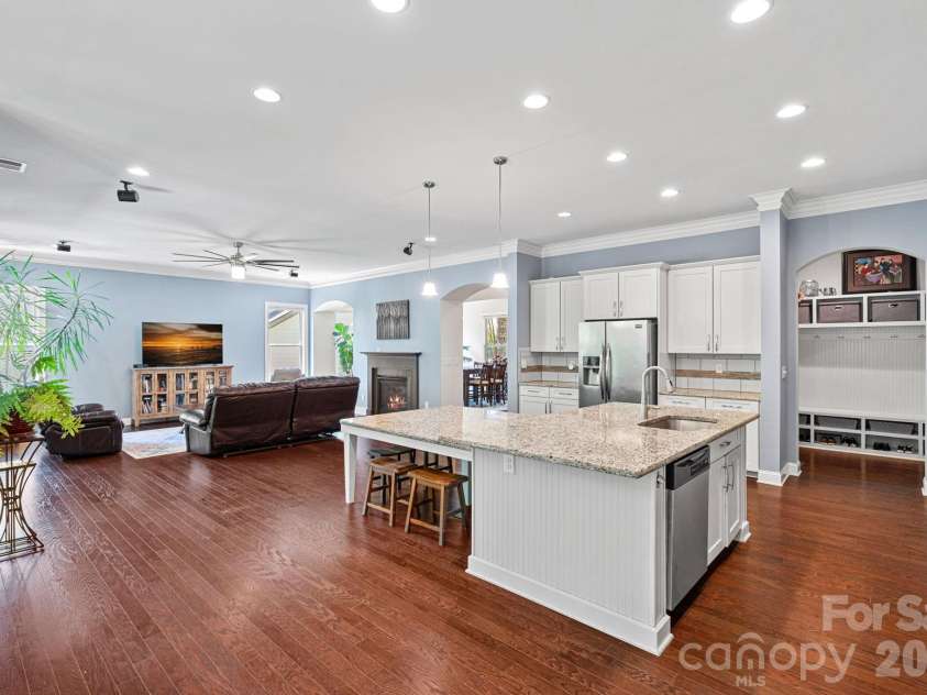 897 Tyne Drive, Fort Mill, SC 29715.  MLS# CAR4374930, YatesRealty ID 19758. 