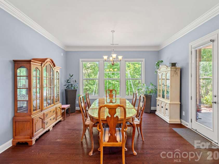 897 Tyne Drive, Fort Mill, SC 29715.  MLS# CAR4374930, YatesRealty ID 19758. Dining area.