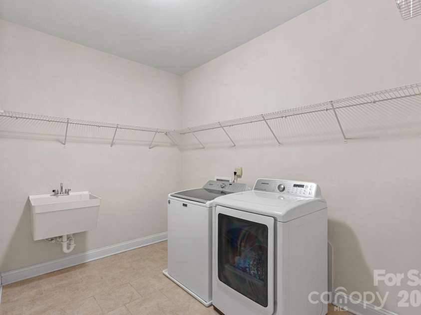 897 Tyne Drive, Fort Mill, SC 29715.  MLS# CAR4374930, YatesRealty ID 19758. Laundry upstairs