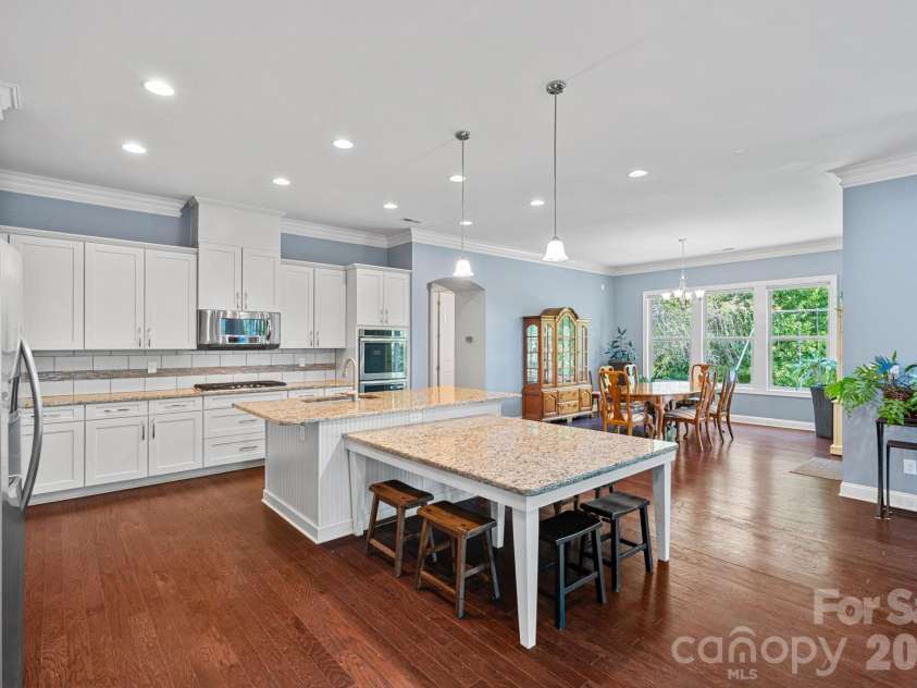 897 Tyne Drive, Fort Mill, SC 29715.  MLS# CAR4374930, YatesRealty ID 19758. So much space!