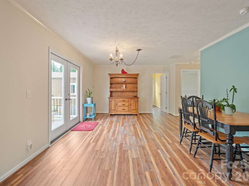 2517 Horseshoe Road, Westfield, NC 27053.  MLS# CAR4379017, YatesRealty ID 19759. 
