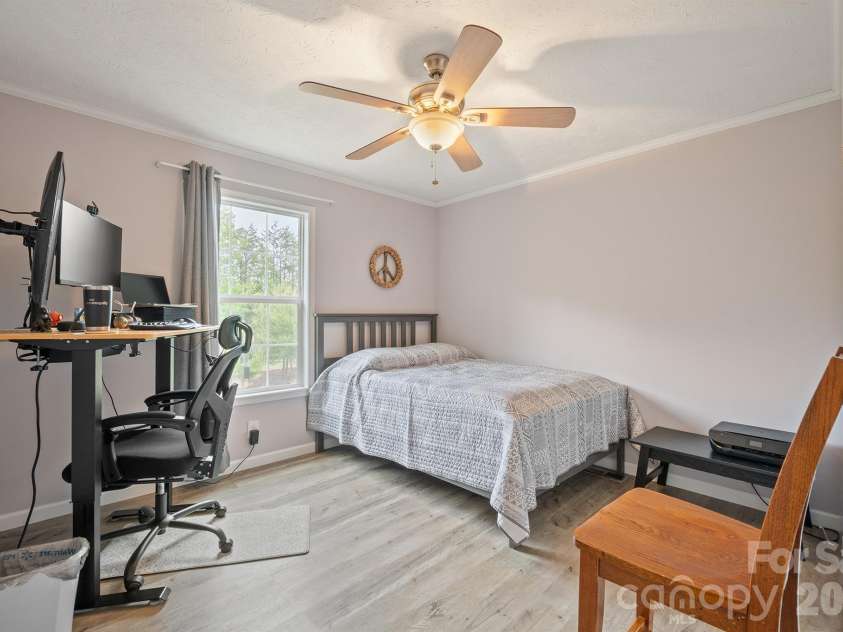 2517 Horseshoe Road, Westfield, NC 27053.  MLS# CAR4379017, YatesRealty ID 19759. 