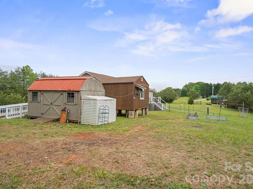 2517 Horseshoe Road, Westfield, NC 27053.  MLS# CAR4379017, YatesRealty ID 19759. 