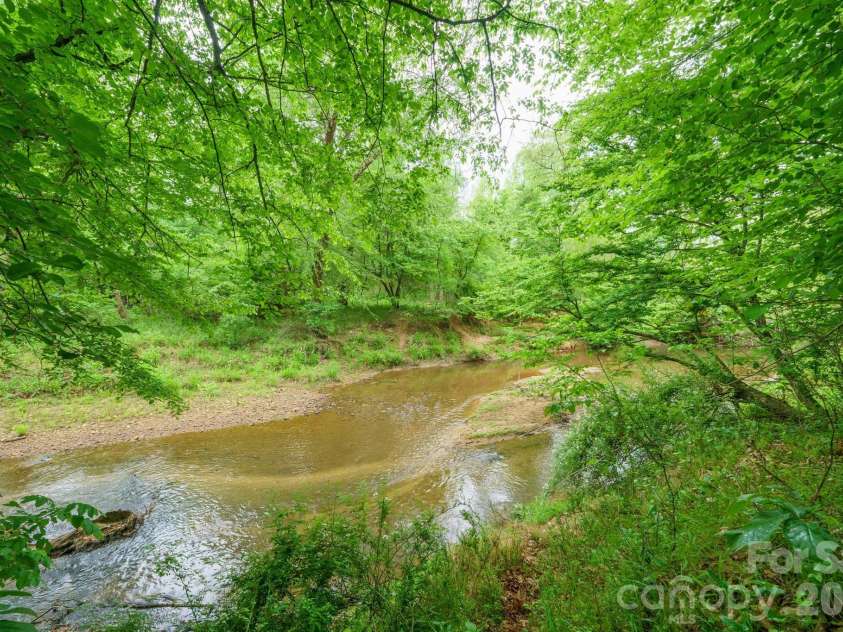 2517 Horseshoe Road, Westfield, NC 27053.  MLS# CAR4379017, YatesRealty ID 19759. 