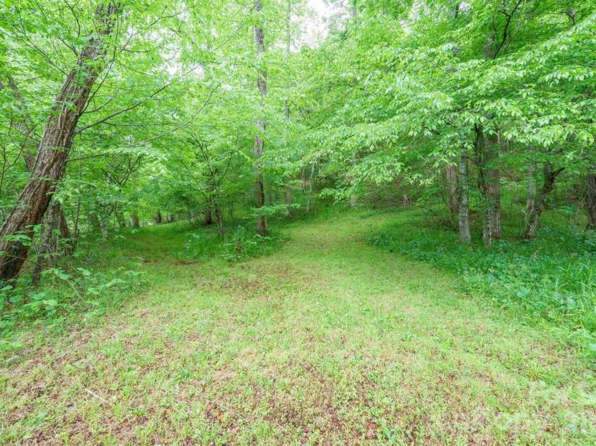 2517 Horseshoe Road, Westfield, NC 27053.  MLS# CAR4379017, YatesRealty ID 19759. 