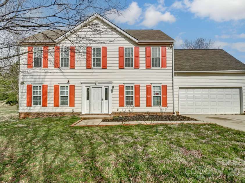 9900 Meadowmead Court, Charlotte, NC 28273.  MLS# CAR4227217, YatesRealty ID 1976. 