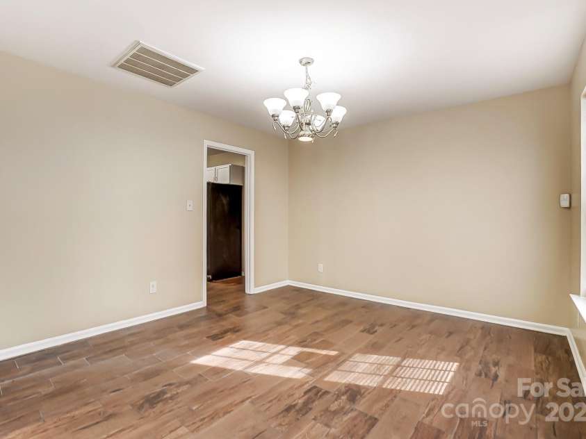 9900 Meadowmead Court, Charlotte, NC 28273.  MLS# CAR4227217, YatesRealty ID 1976. 