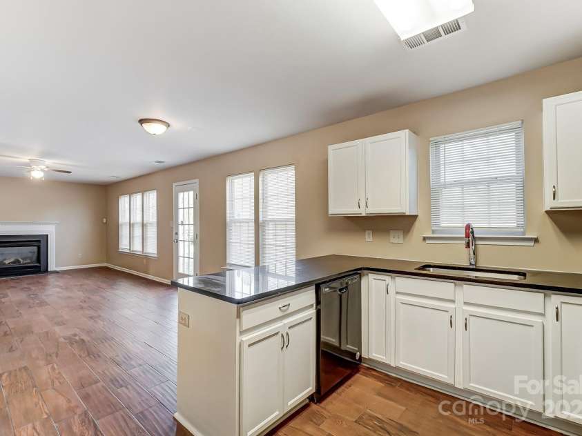 9900 Meadowmead Court, Charlotte, NC 28273.  MLS# CAR4227217, YatesRealty ID 1976. 