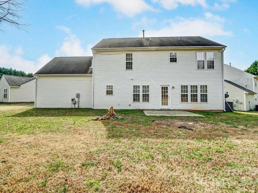 9900 Meadowmead Court, Charlotte, NC 28273.  MLS# CAR4227217, YatesRealty ID 1976. 