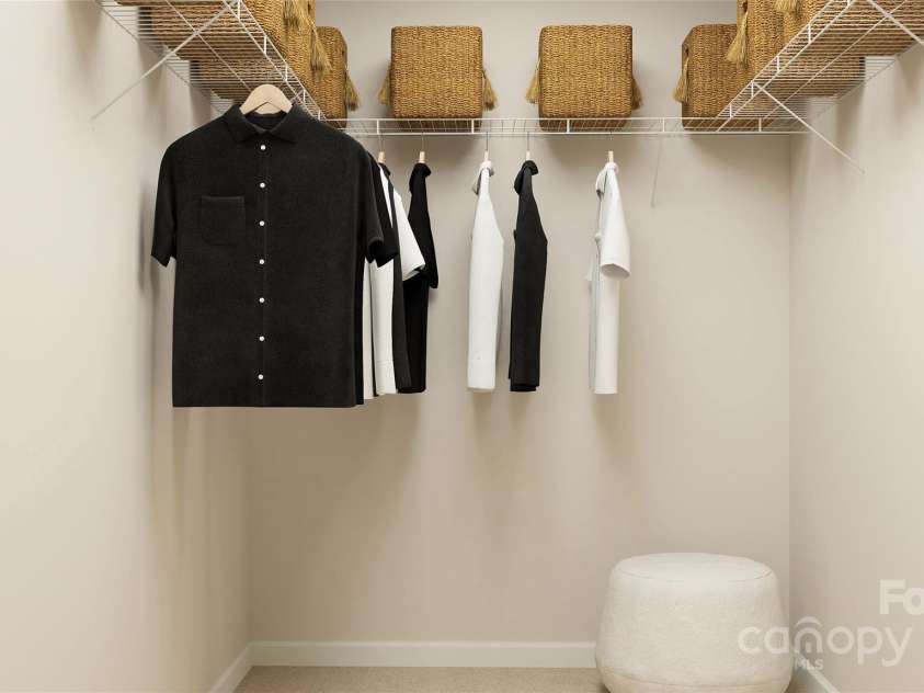 4247 Skyboat Circle, Fort Mill, SC 29715.  MLS# CAR4264313, YatesRealty ID 19762. Owners Closet