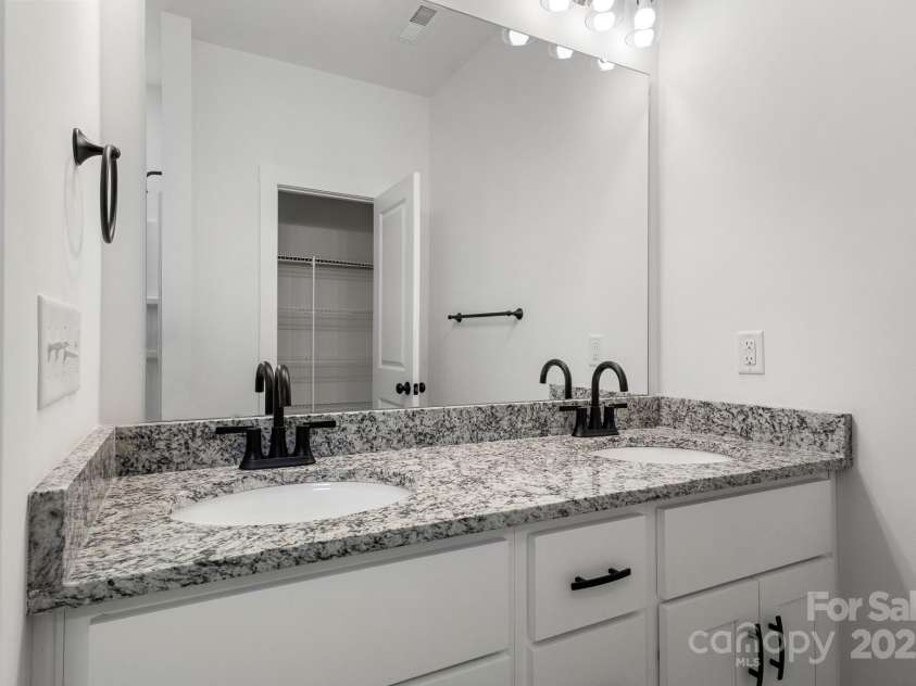 6217 Long Branch Road, Salisbury, NC 28147.  MLS# CAR4158997, YatesRealty ID 19764. 