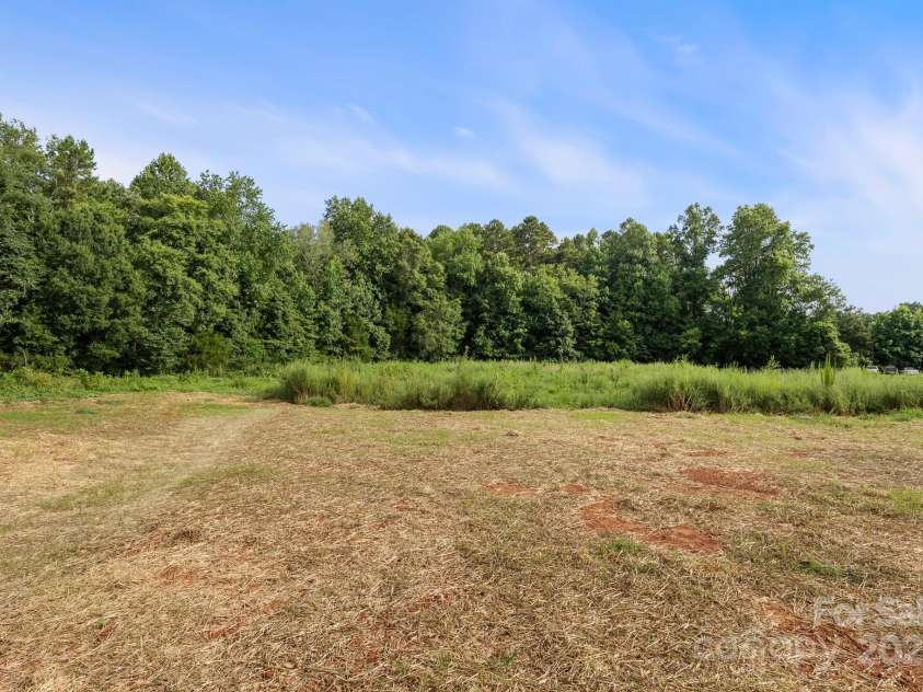 6217 Long Branch Road, Salisbury, NC 28147.  MLS# CAR4158997, YatesRealty ID 19764. 