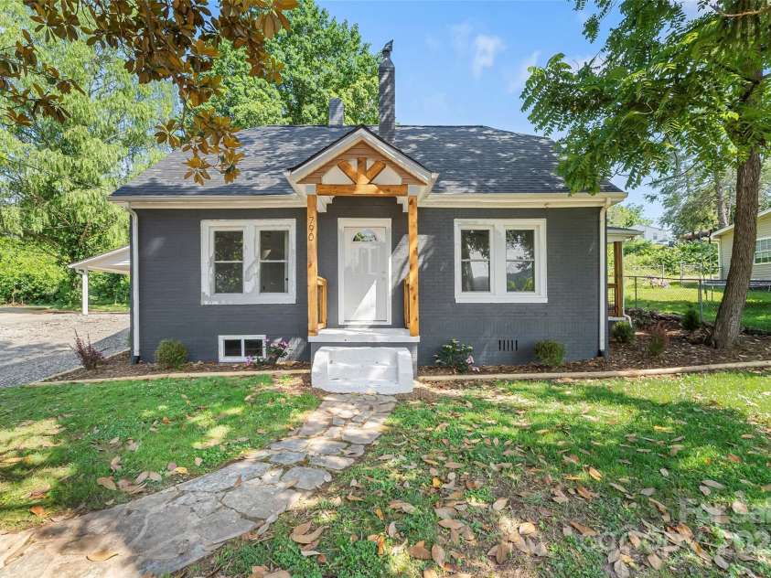 790 Tate Street, Marion, NC 28752.  MLS# CAR4269950, YatesRealty ID 19765. 