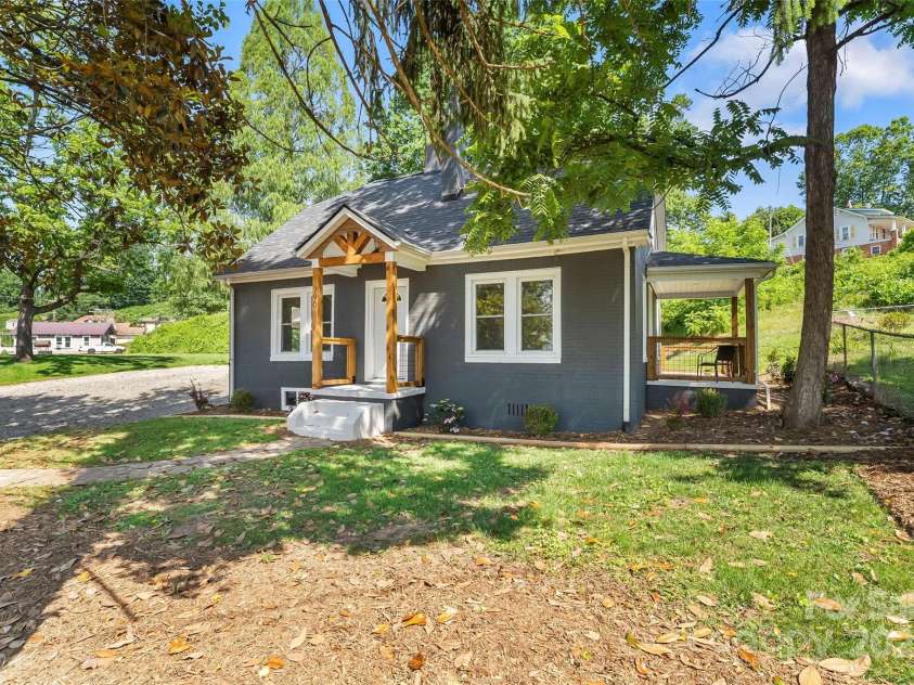 790 Tate Street, Marion, NC 28752.  MLS# CAR4269950, YatesRealty ID 19765. 