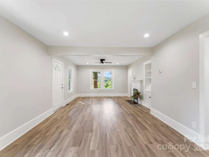 790 Tate Street, Marion, NC 28752.  MLS# CAR4269950, YatesRealty ID 19765. Dining/Living Room