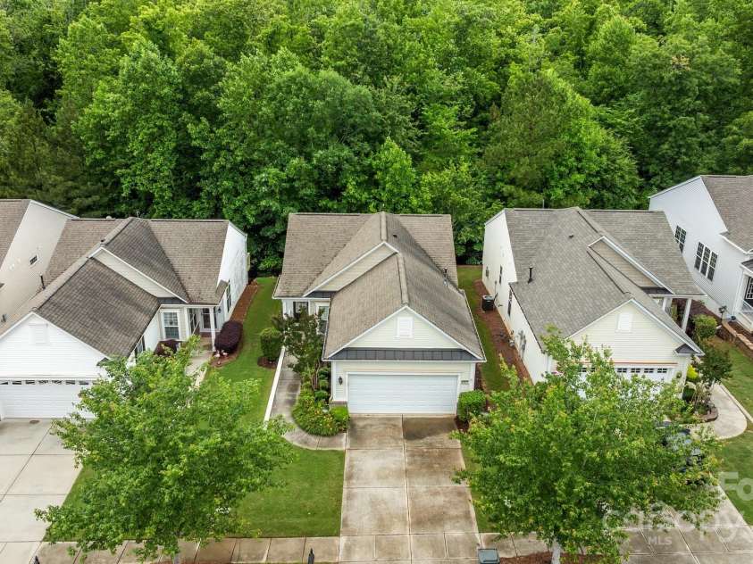 19157 Mallard Drive, Fort Mill, SC 29707.  MLS# CAR4261163, YatesRealty ID 19766. 