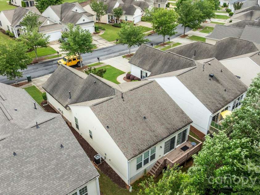 19157 Mallard Drive, Fort Mill, SC 29707.  MLS# CAR4261163, YatesRealty ID 19766. 