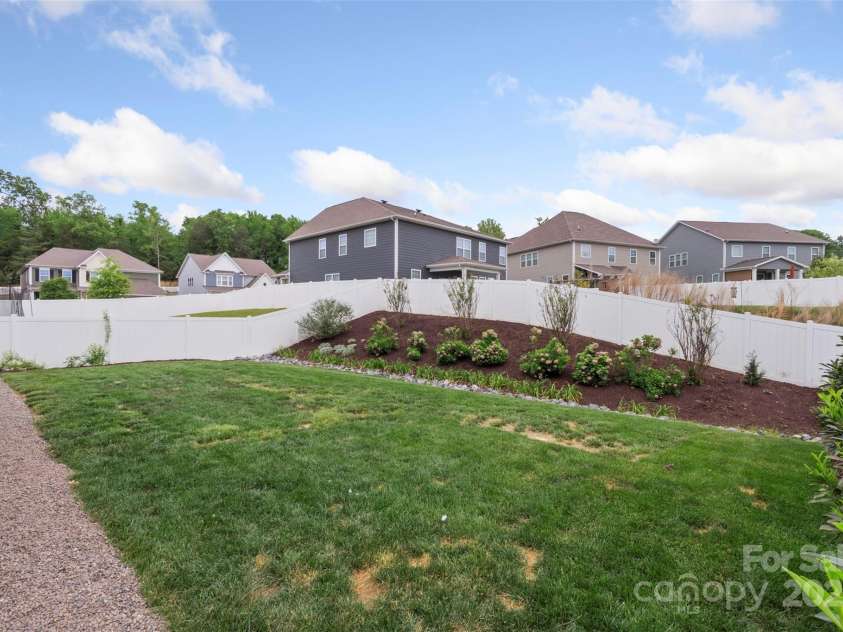 108 Wrangler Drive, Mooresville, NC 28115.  MLS# CAR4252051, YatesRealty ID 19767. 