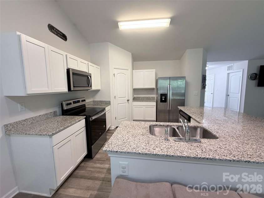 1431 Amberlight Circle, Salisbury, NC 28144.  MLS# CAR4377026, YatesRealty ID 19767. 
